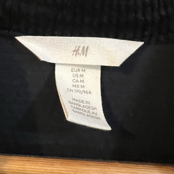 H&M Corduroy Button Front Shirt Long Sleeve Women's Size Medium Navy Blue - Picture 4 of 5